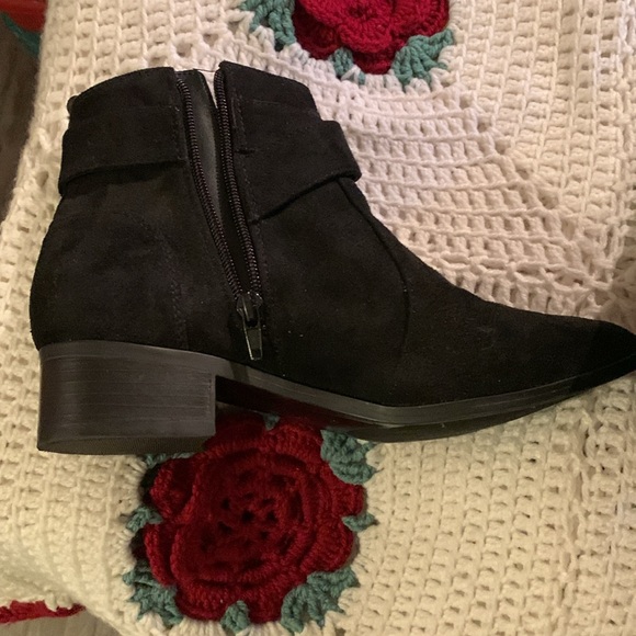 Nine West Booties - Picture 8 of 8